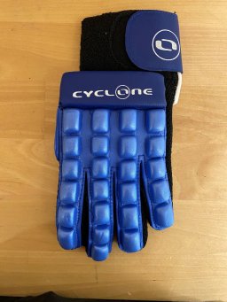 Cyclone Indoor Glove